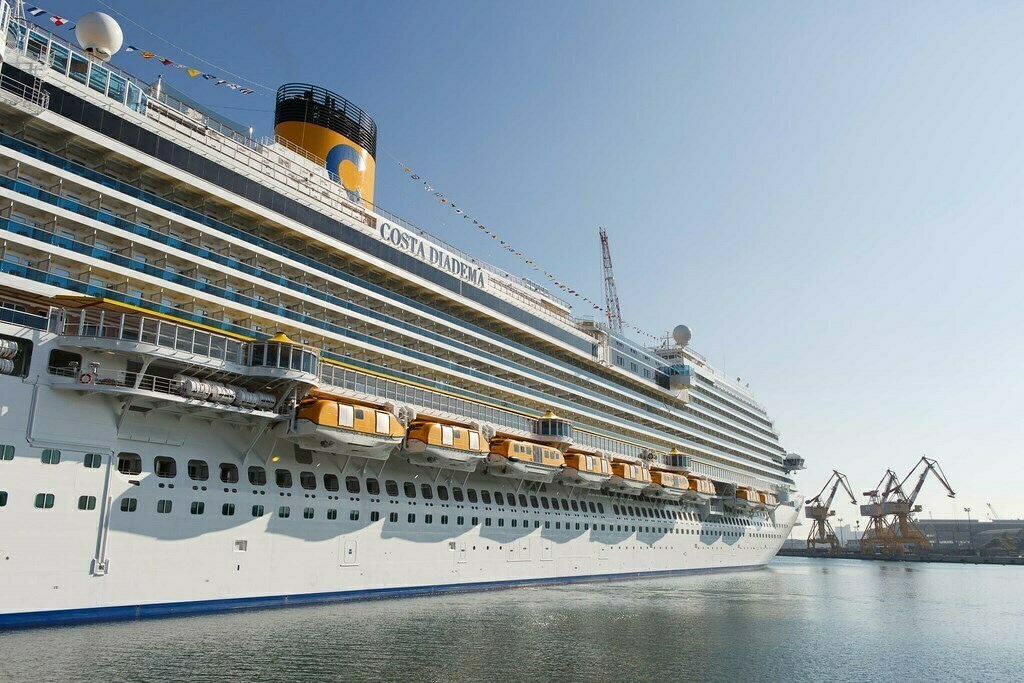 Costa Diadema