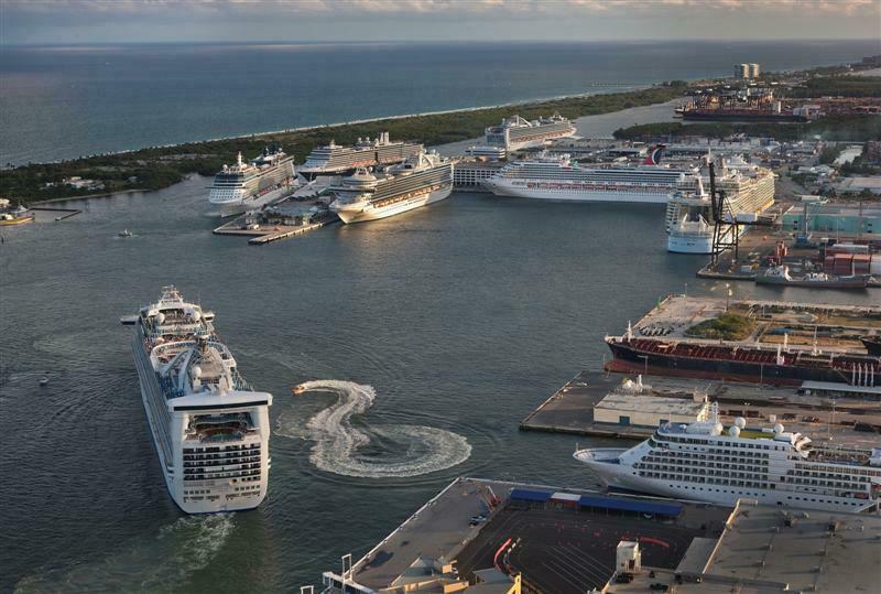 Busy ship day in Port Everglades