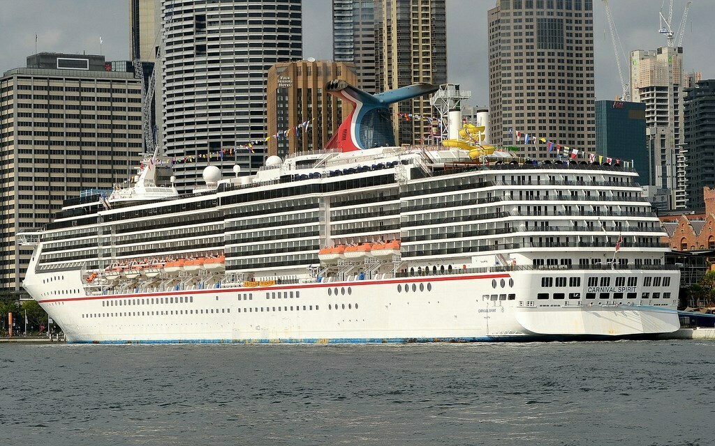 Carnival Spirit Down Under (photo: Clyde Dickens)