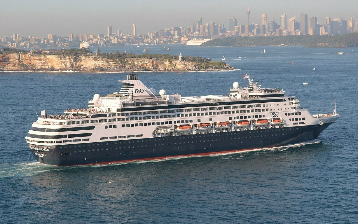 Pacific Aria in Sydney (photo: Clyde Dickens)