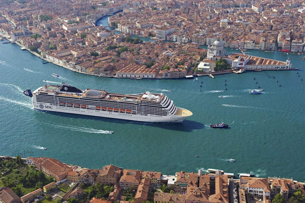 MSC Magnifica