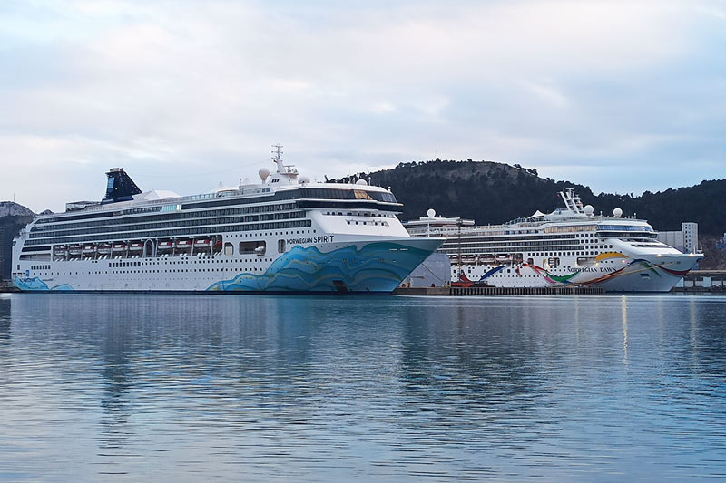 Norwegian Spirit and Dawn