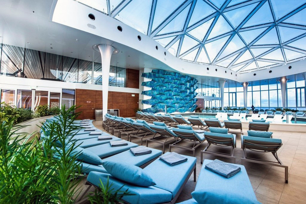 Celebrity Solarium