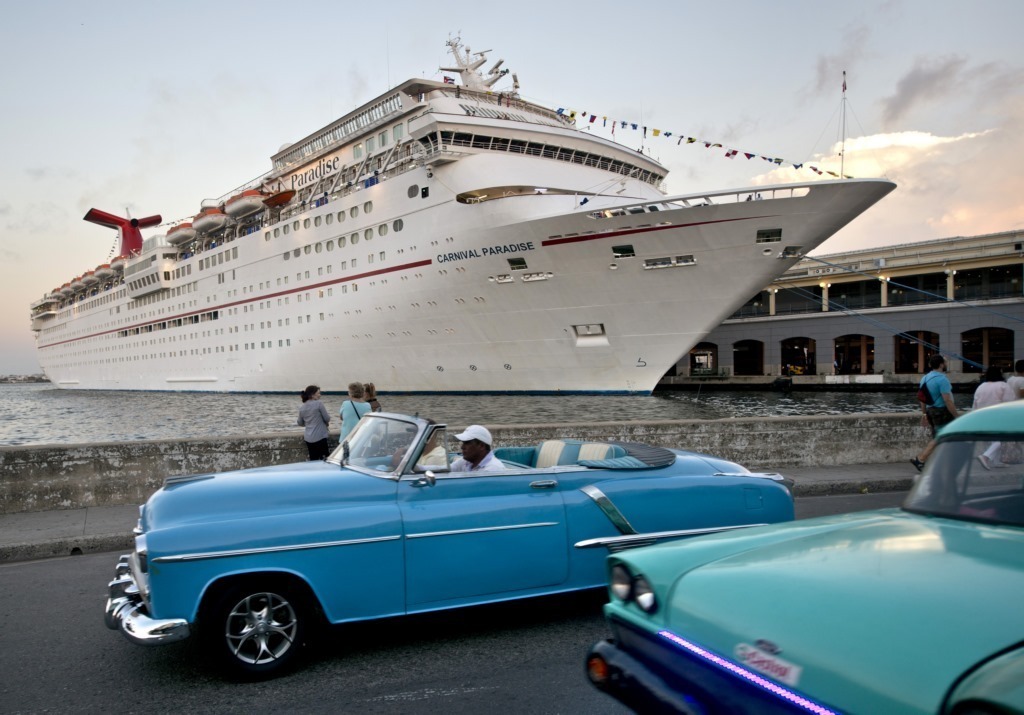Carnival Paradise in Havana