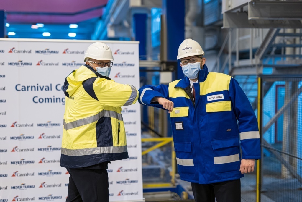 Carnival’s Senior Vice President of New Builds Ben Clement and Meyer Turku’s CEO Tim Meyer